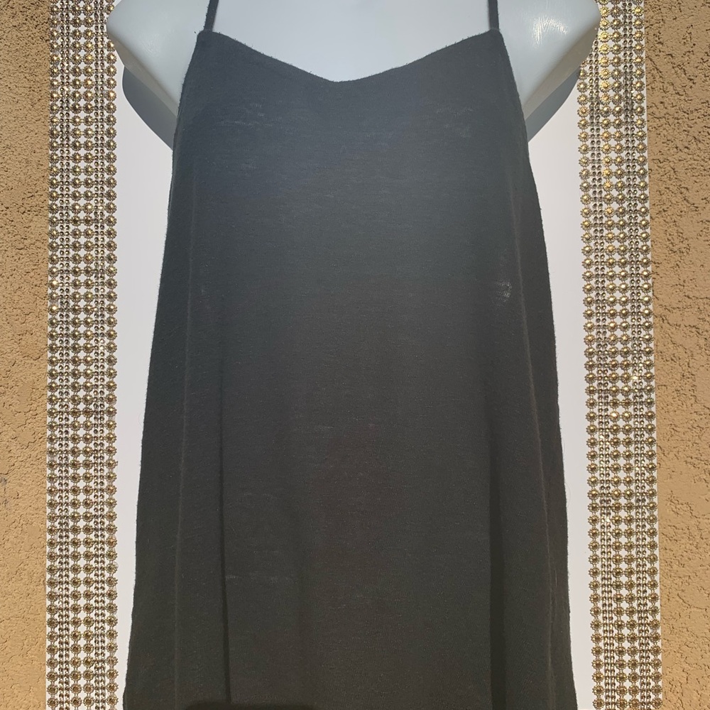 Universal thread tank top